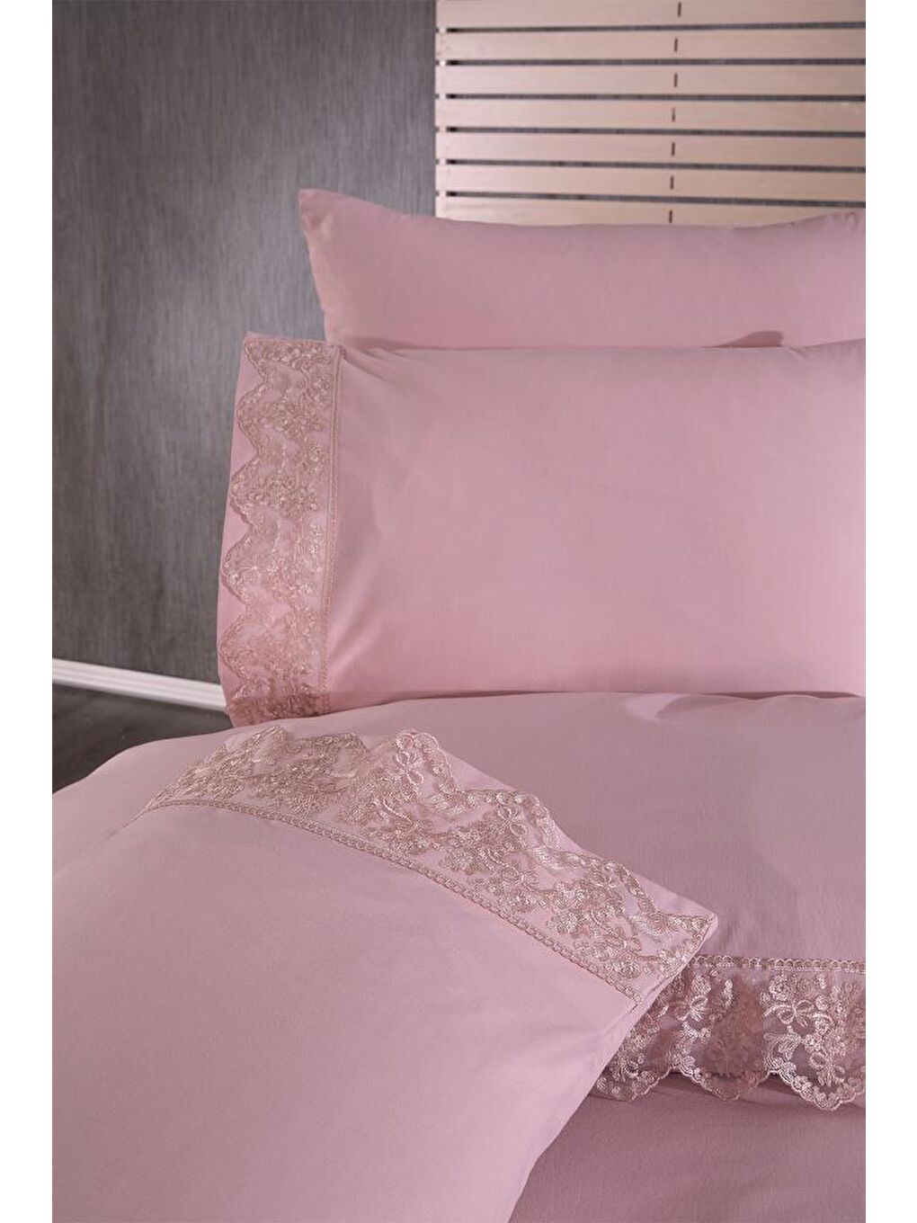 Pembe Fransız Dantelli Meriç Çeyizlik Nevresim Takımı Pudra-3