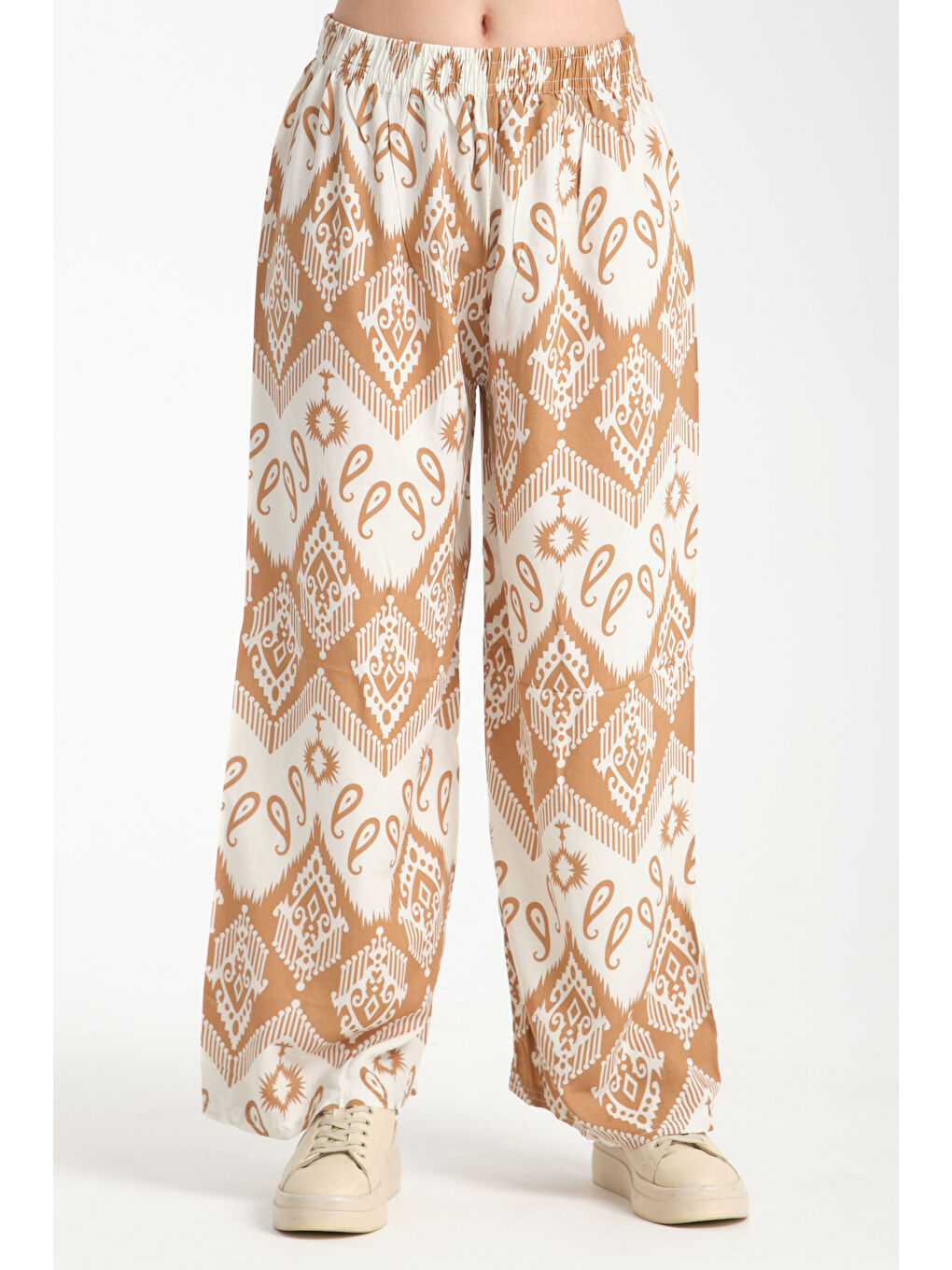 Bej Kadın Desenli Dökümlü Viskon Pantolon 1077