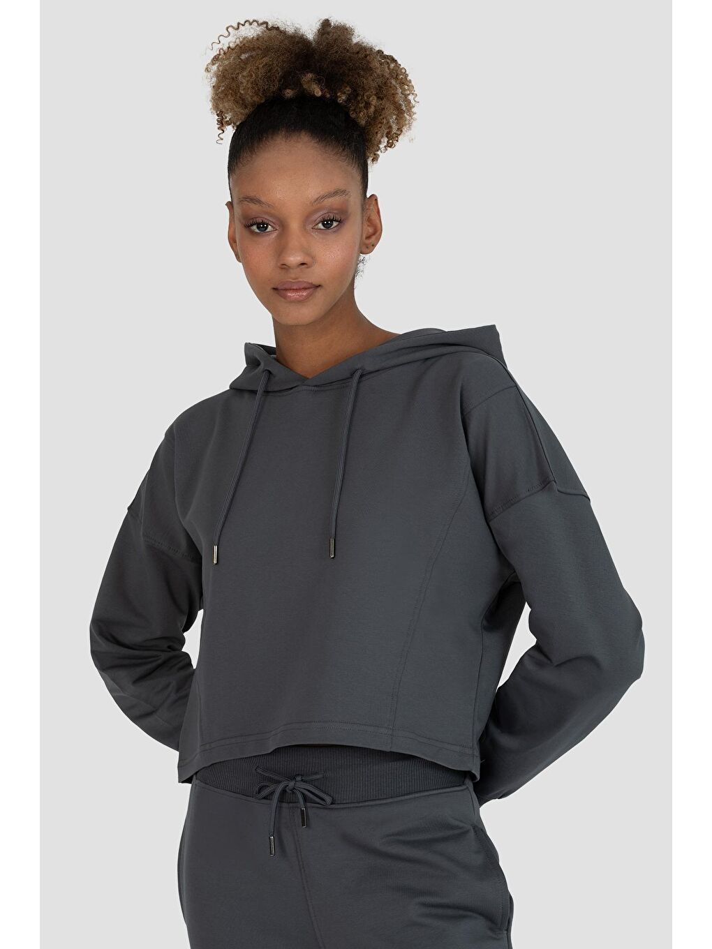 Gri Lisa Oversize Füme Crop Hoodie-2