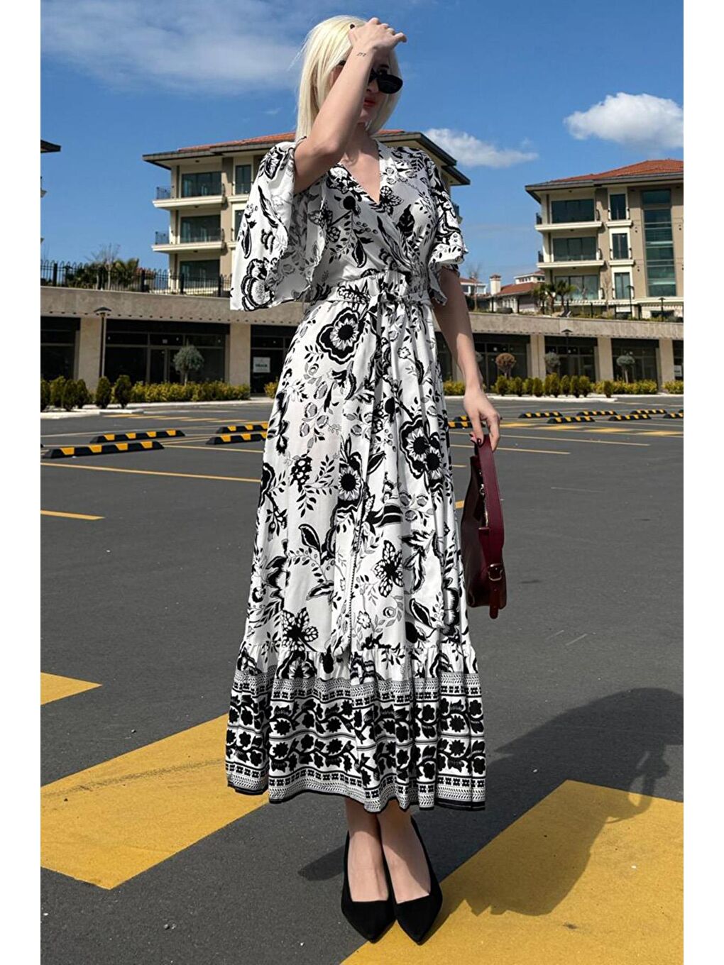 Siyah Kruvaze Yaka Desenli Kadın Elbise Mg2474-4