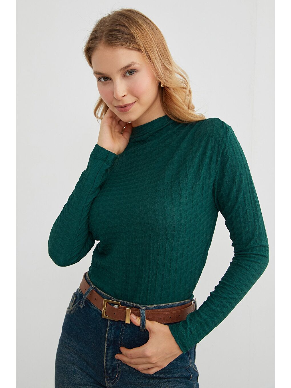 Yeşil Gofre Kumaş Dik Yaka Drapeli Bluz-1