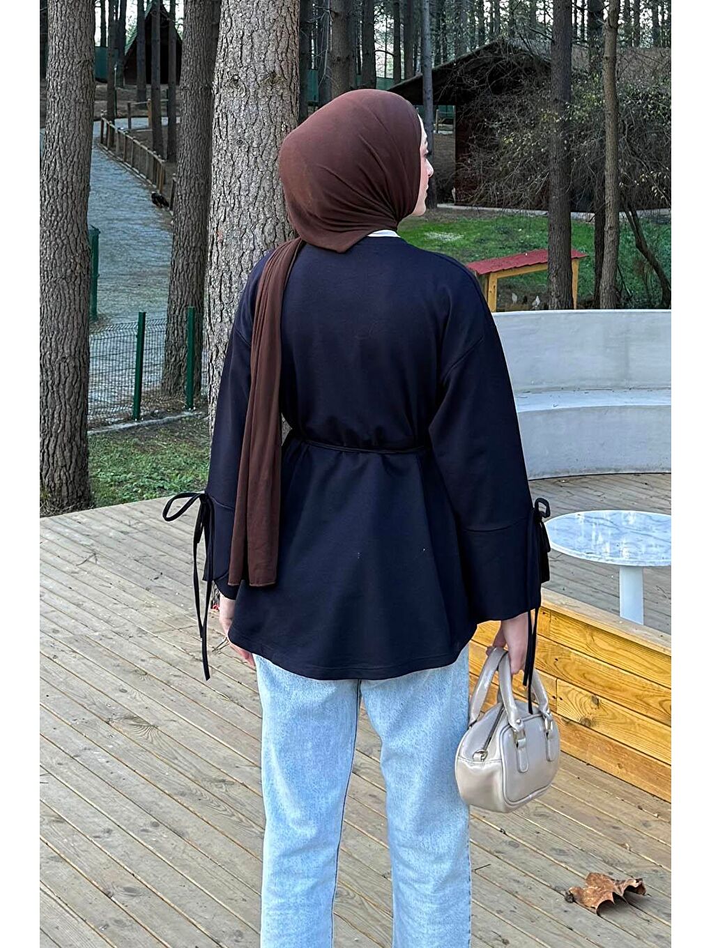 Yırtmaç Detaylı Sweat Lacivert-3