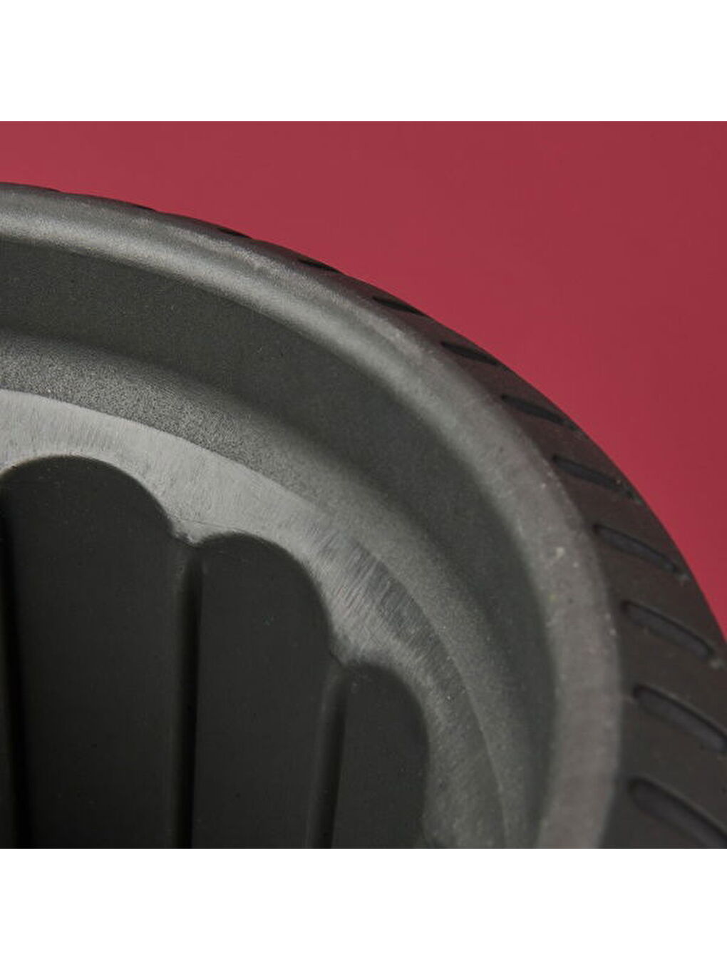 Karışık Ayaklı Plastik Saksı - Antrasit - 20,5x30x30 cm-1