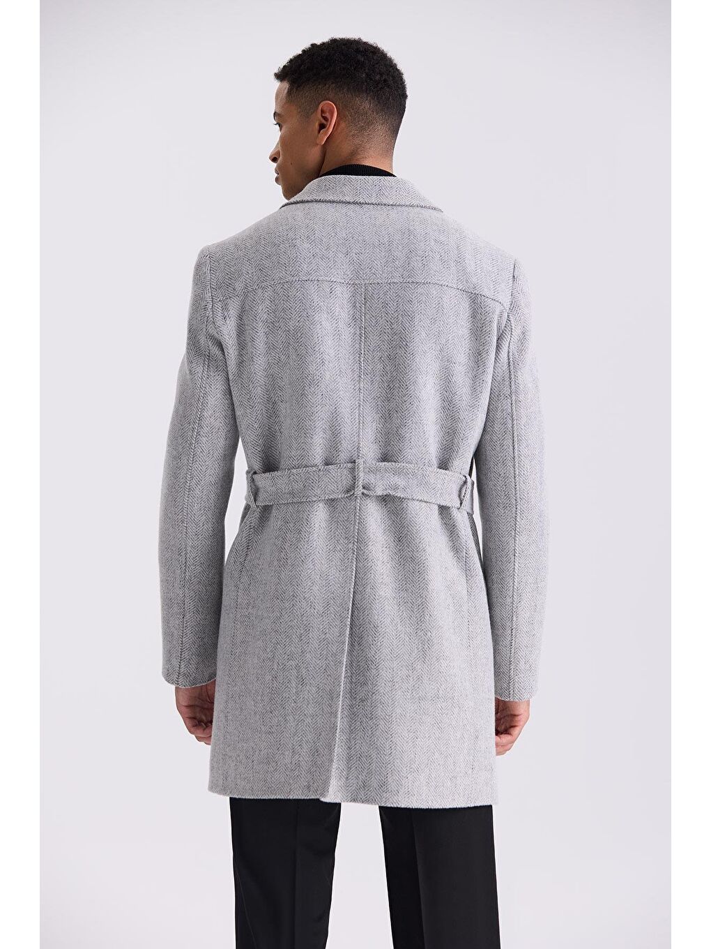 Gri Comfort Fit Berberi Yaka Balık Sırtı Desenli Kemerli Yünlü Kaban-3