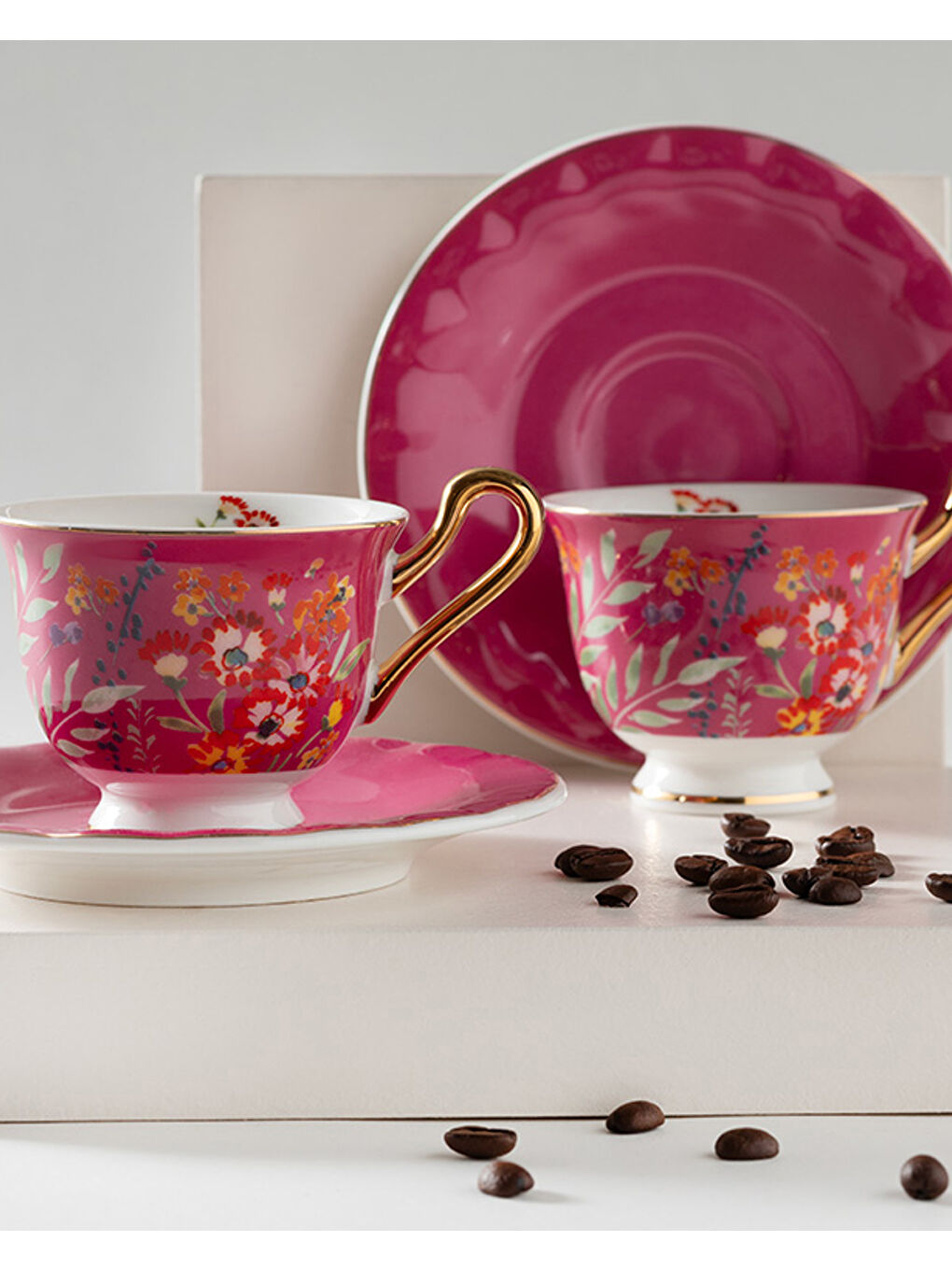 Miranda New Bone China Kahve Fincan Takımı 4 Parça 2 Kişilik Pembe