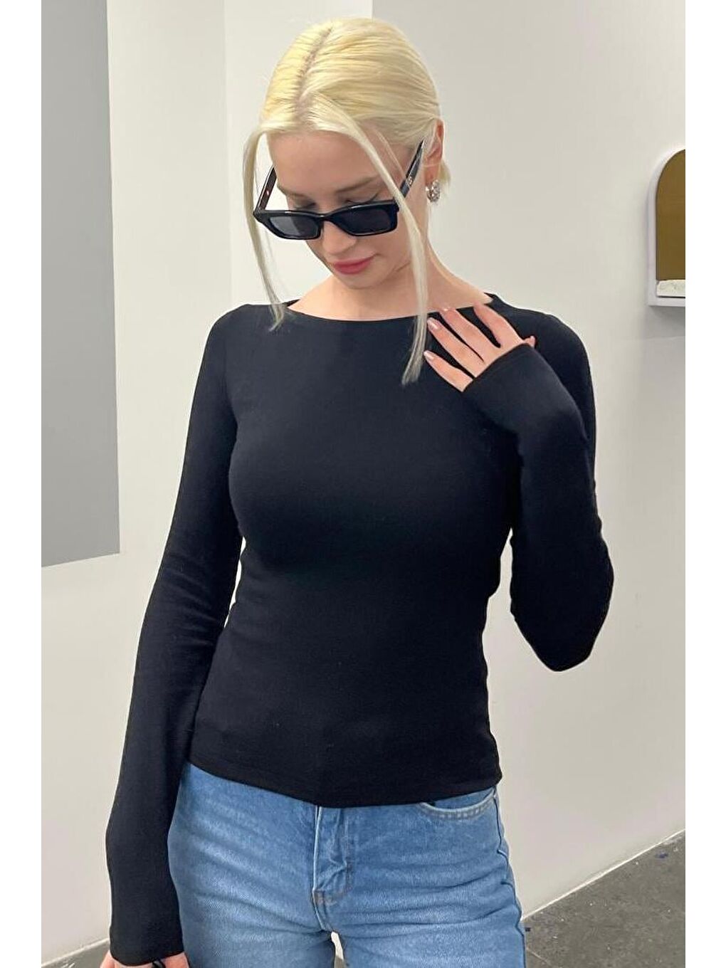 Siyah Kayık Yaka Uzun Kollu Kadın Top Body Mg2267-1