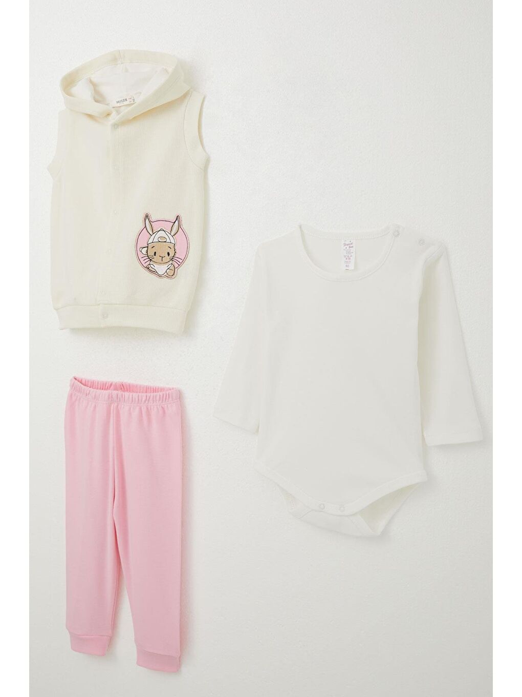 Ekru Kız Bebek Zıbınlı 3 Lü Takım Sevimli Tavşancık Nakışlı Krem (4 Ay-1 Yaş)