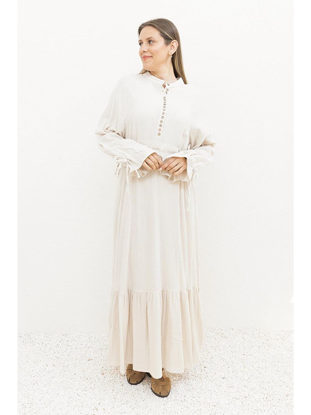 Bej Taş-Beli Bağlamalı Biritli Elbise