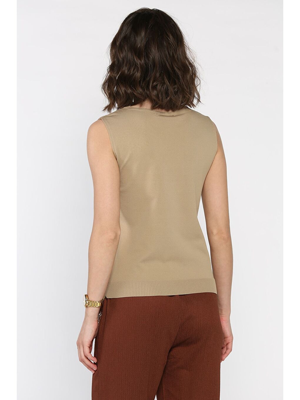 Bej Kadın V Yaka Sıfır Kol Triko Bluz-2