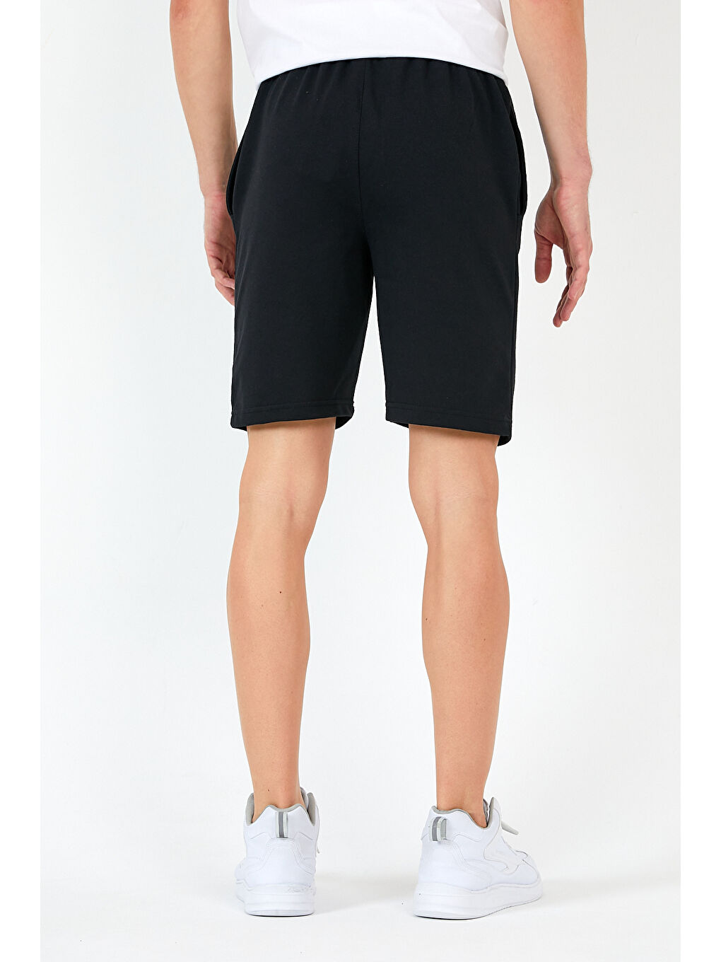 Siyah Erkek Yelken Baskılı Slim Fit Kalıp Şort SPR25SR083-1