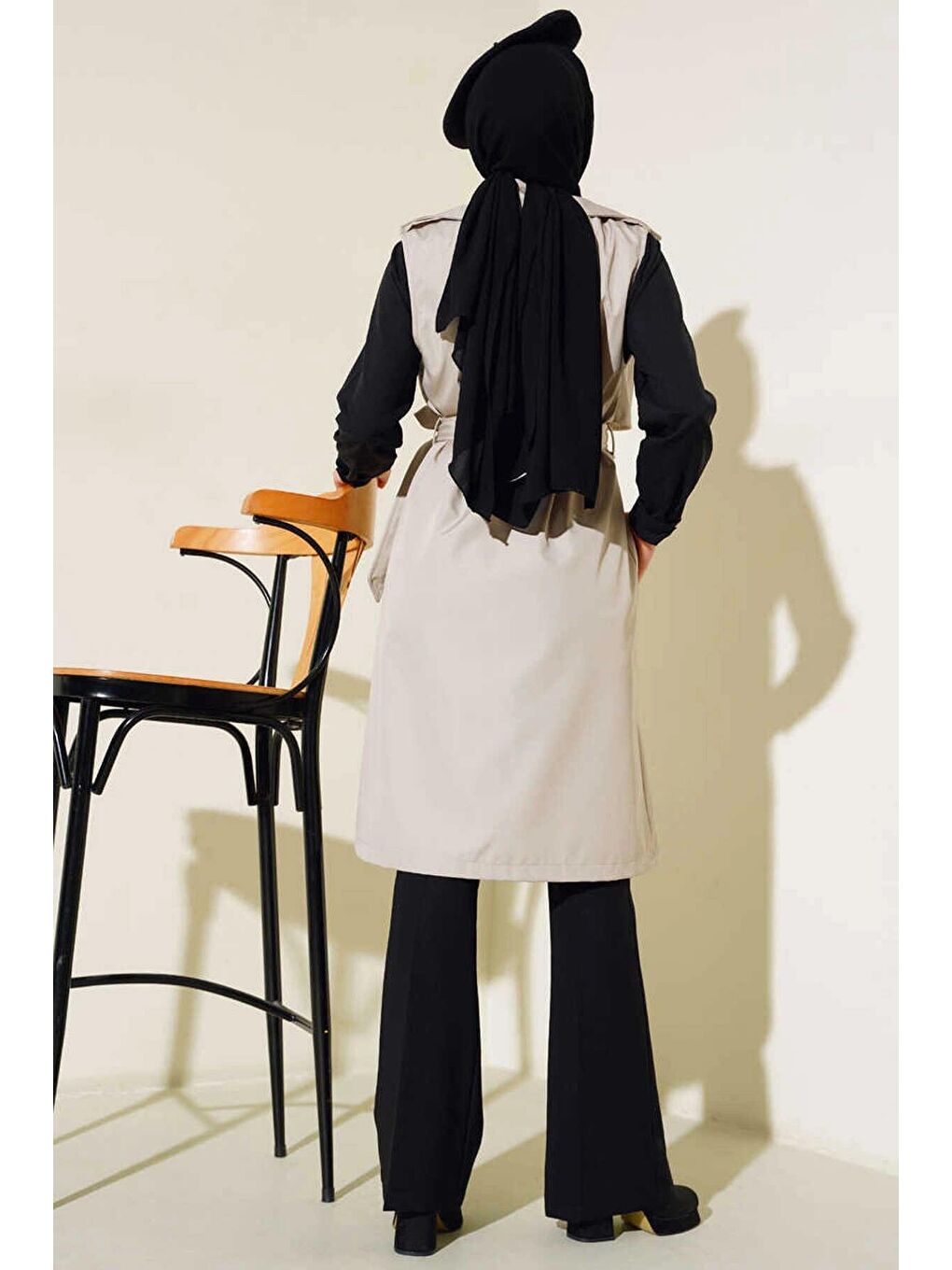 Kadın Tesettür Bej Kruvaze Yaka Kuşaklı Astarsız Mevsimlik Trençkot Yelek Hzl25s-bd159111-3