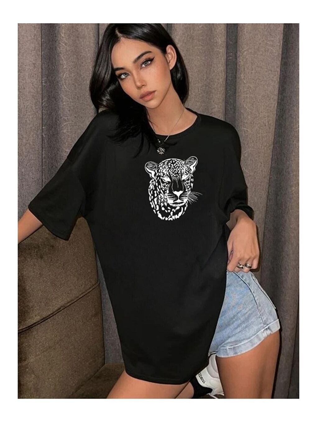 Trendseninle Siyah Kadın Siyah Leopar Figür Baskılı Oversize Tişört - 2