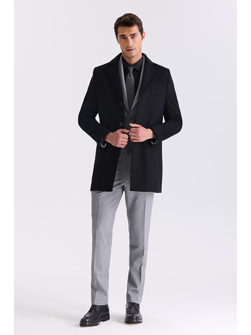 Siyah Regular Fit Mono Yaka Yünlü Kaşe Kaban-1