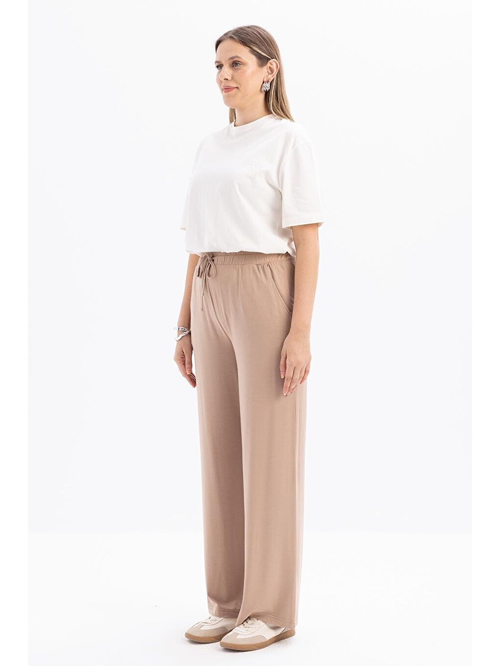 Bej Vizon-Beli Bağcıklı Cepli Geniş Paça Eşofman Altı-3