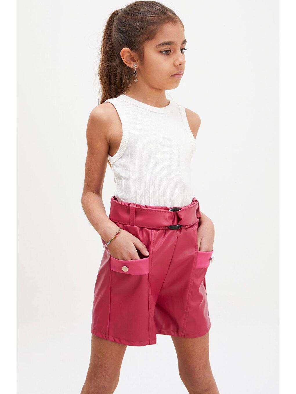 Fuşya Kemerli Ön Cepli Kız Çocuk Deri Şort-1