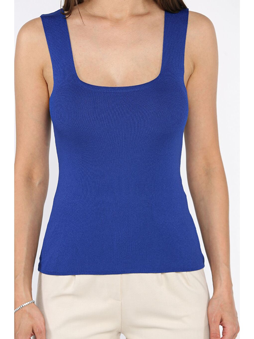 Mavi Kare Yaka Askılı Elastanlı Kadın Triko Bluz-3