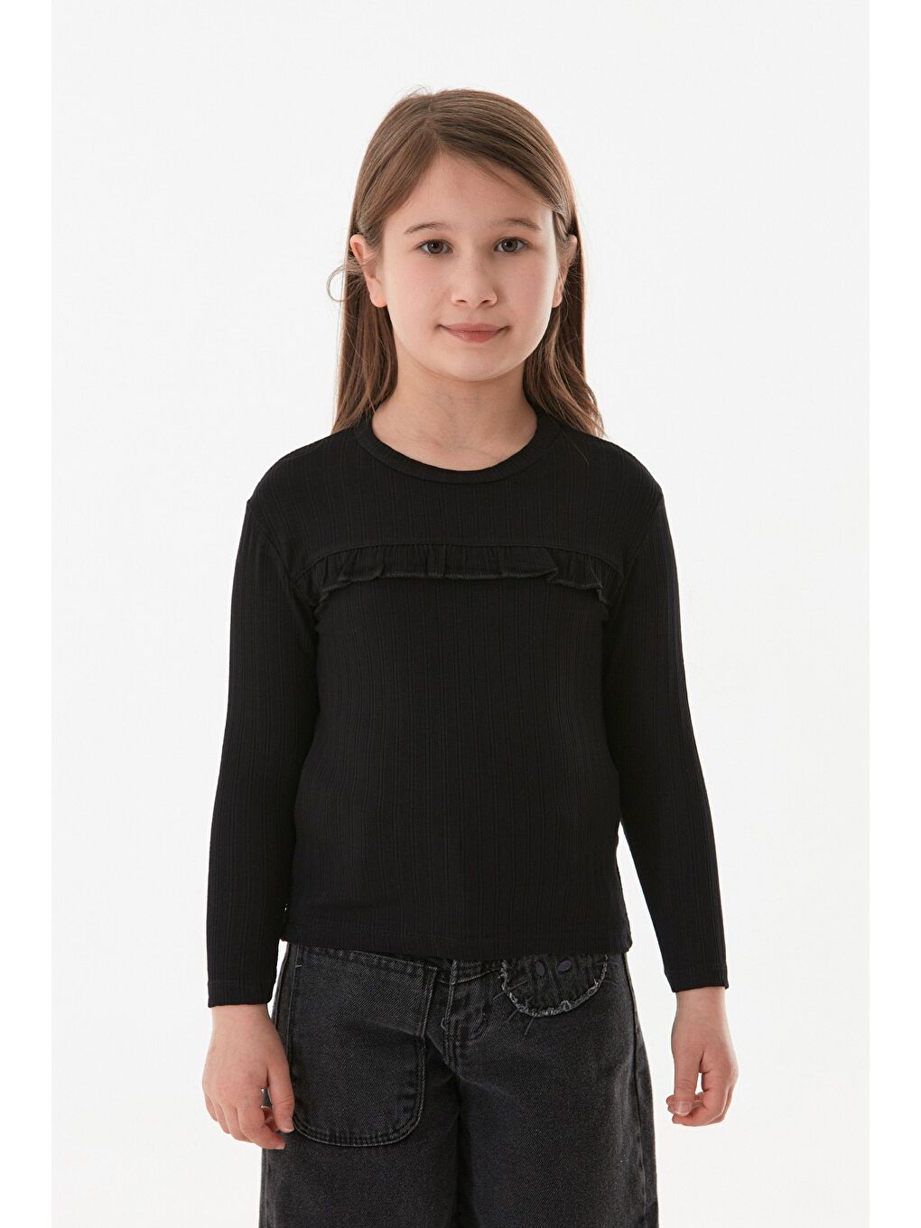 Siyah Fitilli Önü Fırfırlı Kız Çocuk Body