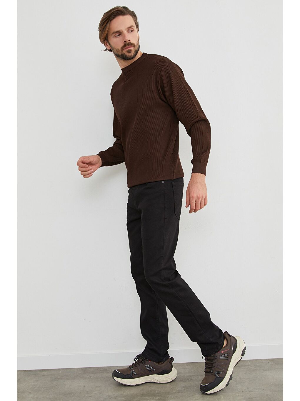 Siyah Fermuarlı Straight Jean Pantolon-3