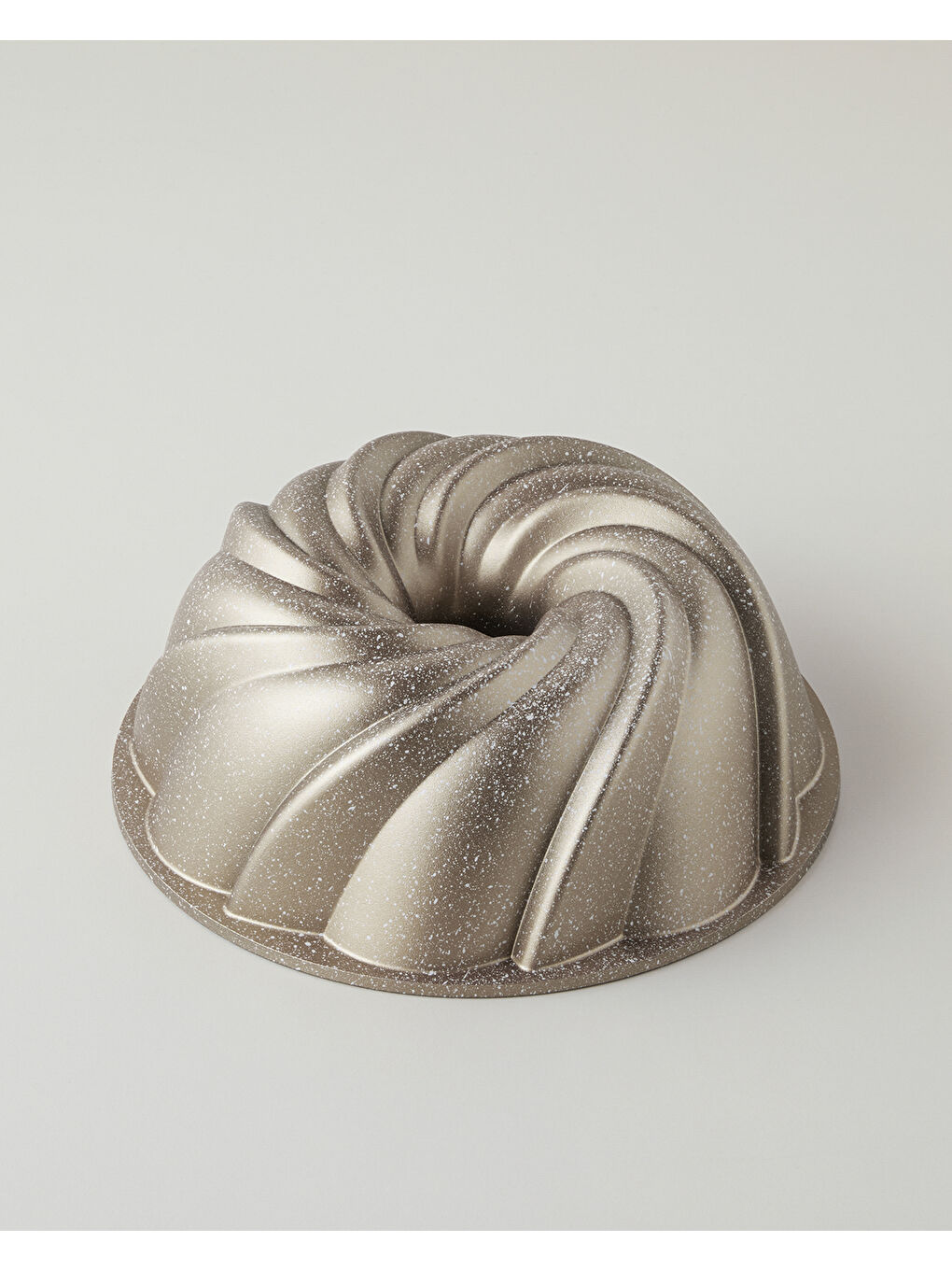 Ekru Patisserie Aura Premium Döküm Kek Kalıbı 24 cm-1