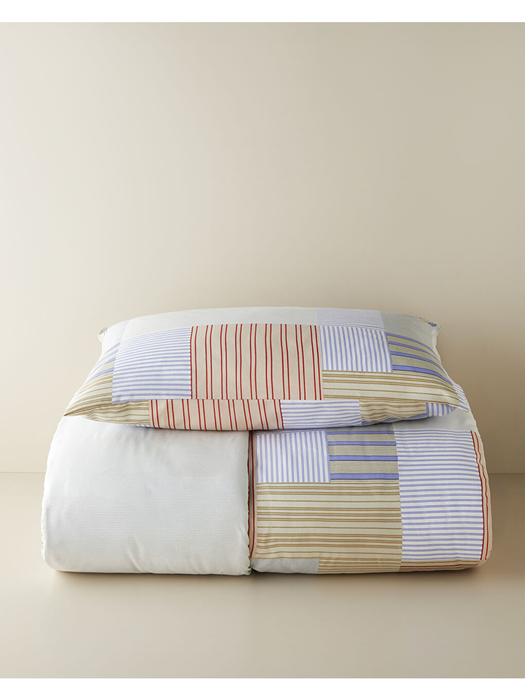 Block Patch Kolay Ütülenir Tek Kişilik Nevresim Seti 160x220 cm Mavi-Kırmızı