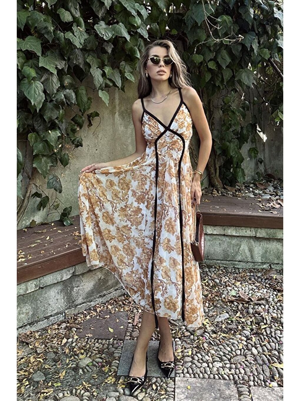 Sarı Biyeli Elbise - Taş