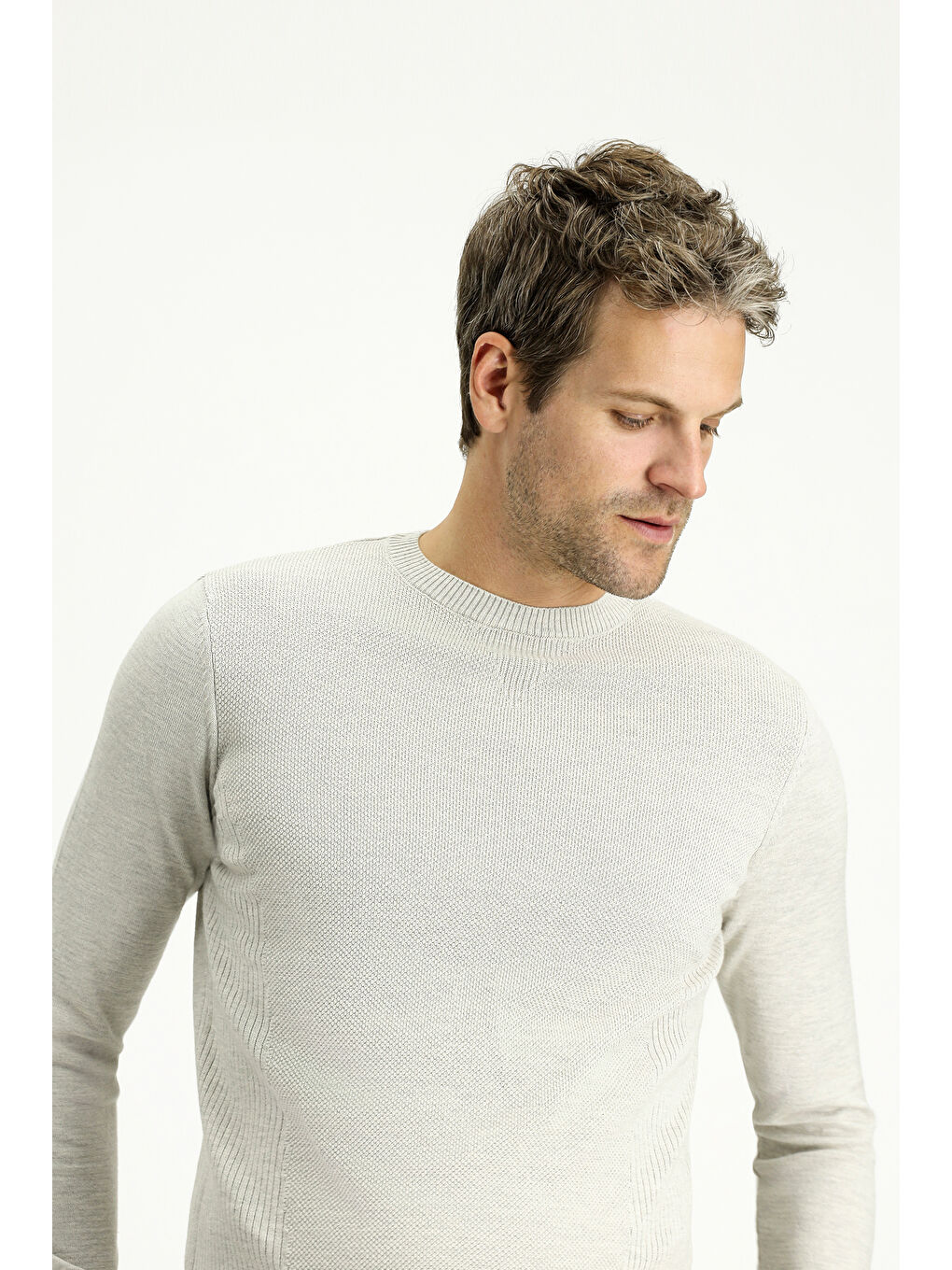 Gri Bisiklet Yaka Slim Fit Dar Kesim Desenli Pamuklu Triko Kazak-2