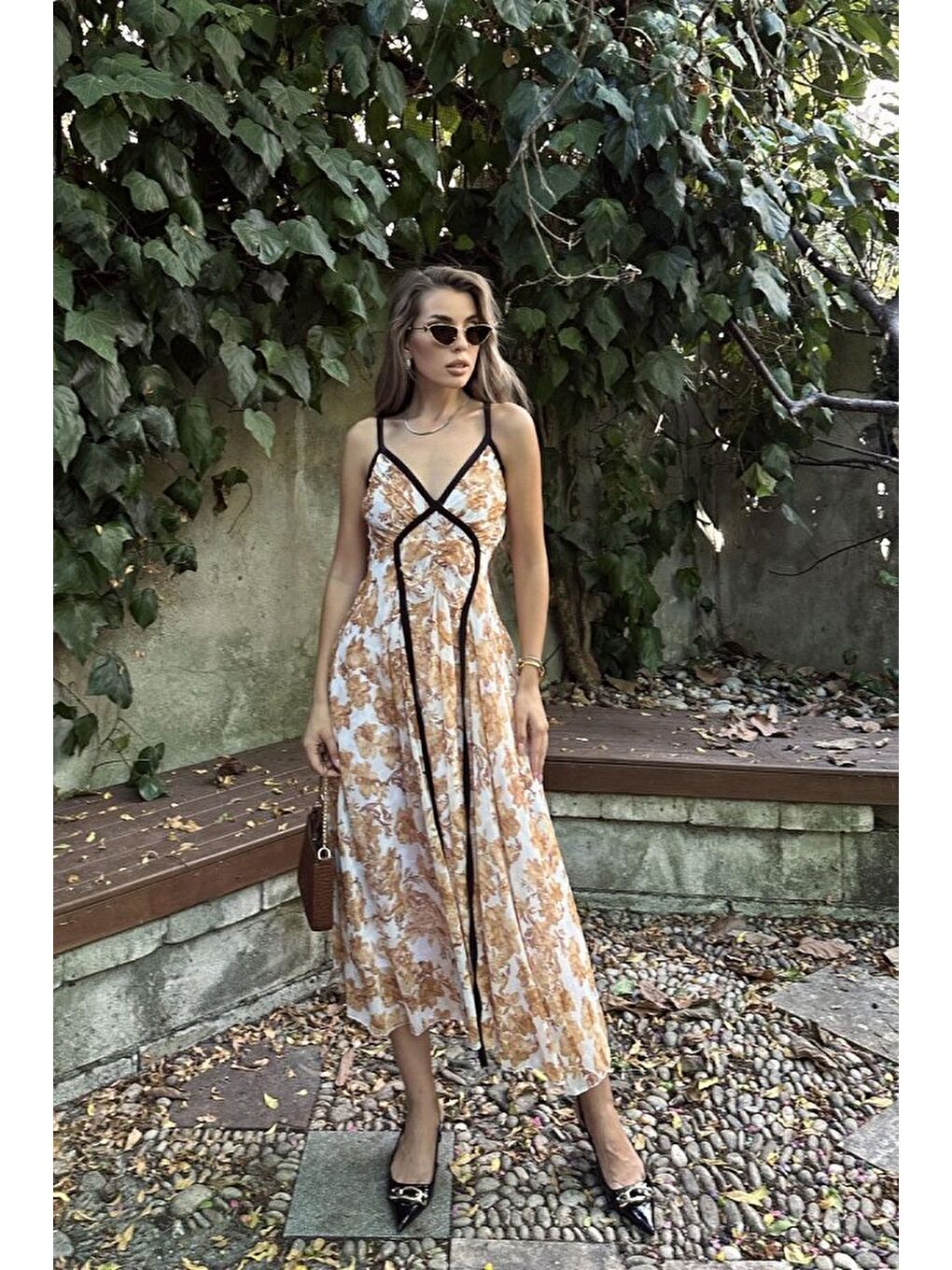 Sarı Biyeli Elbise - Taş-2