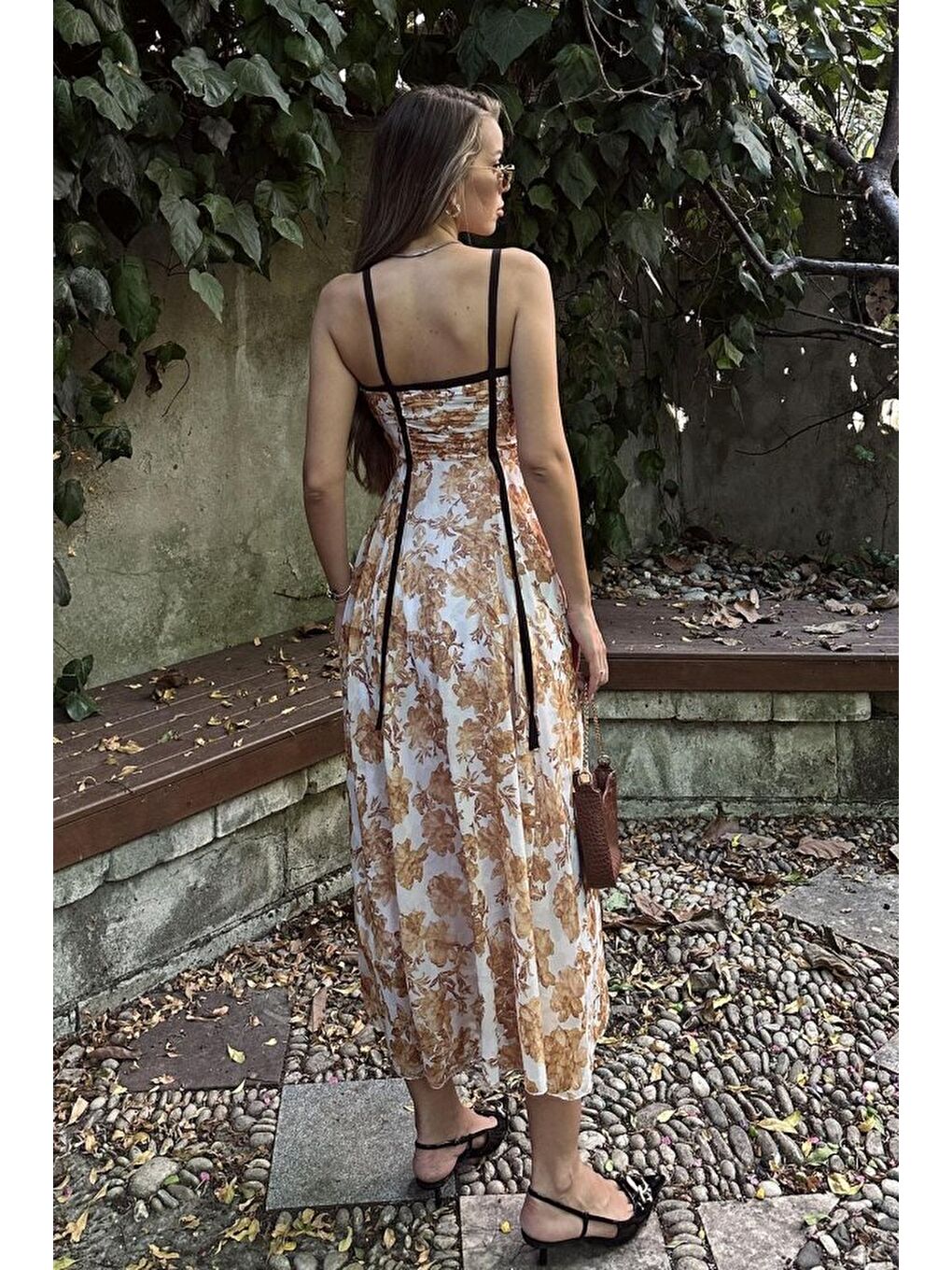 Sarı Biyeli Elbise - Taş-3