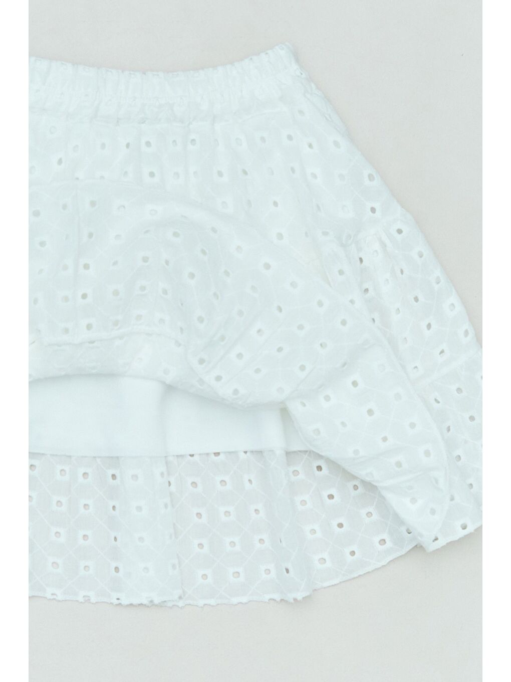 Beyaz Kuşgözü Detaylı 23 Nisan Kız Çocuk Etek-2