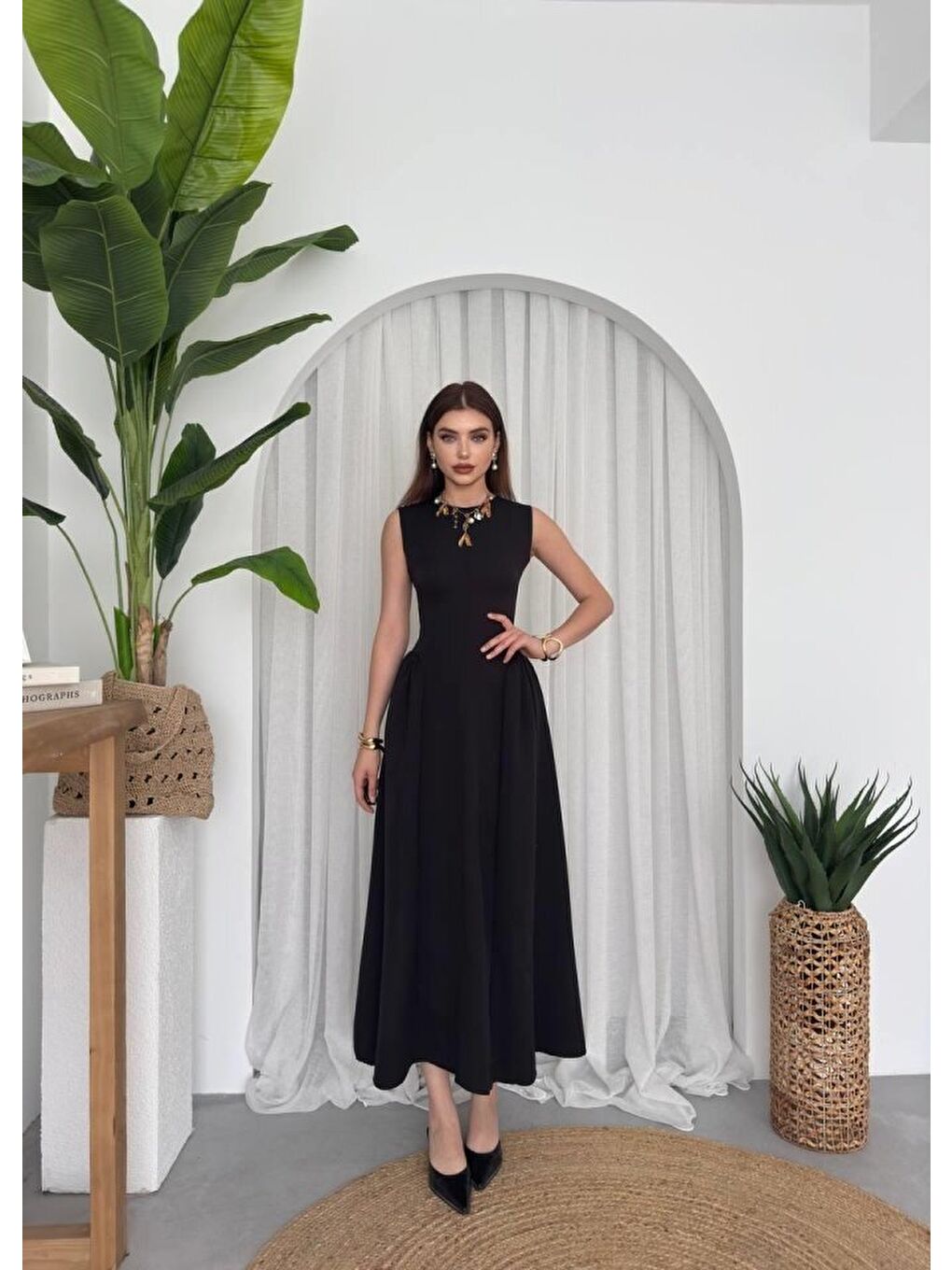 Siyah Kiyen Midi Elbise-4