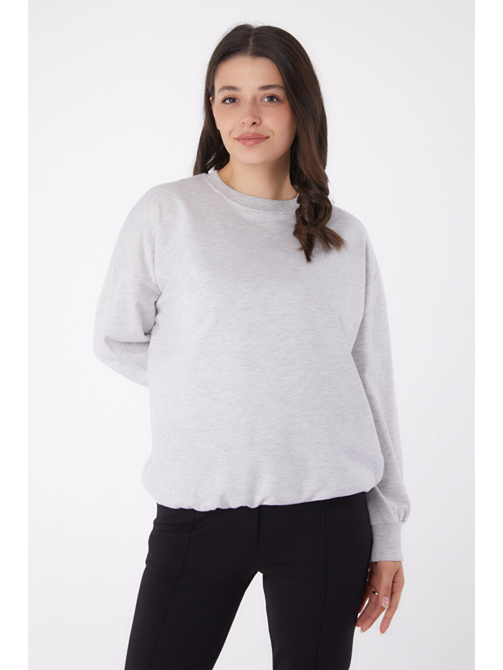 TOFİSA Gri Düz Bisiklet Yaka Kadın Gri Manşetli Sweatshirt - 26046 - 1