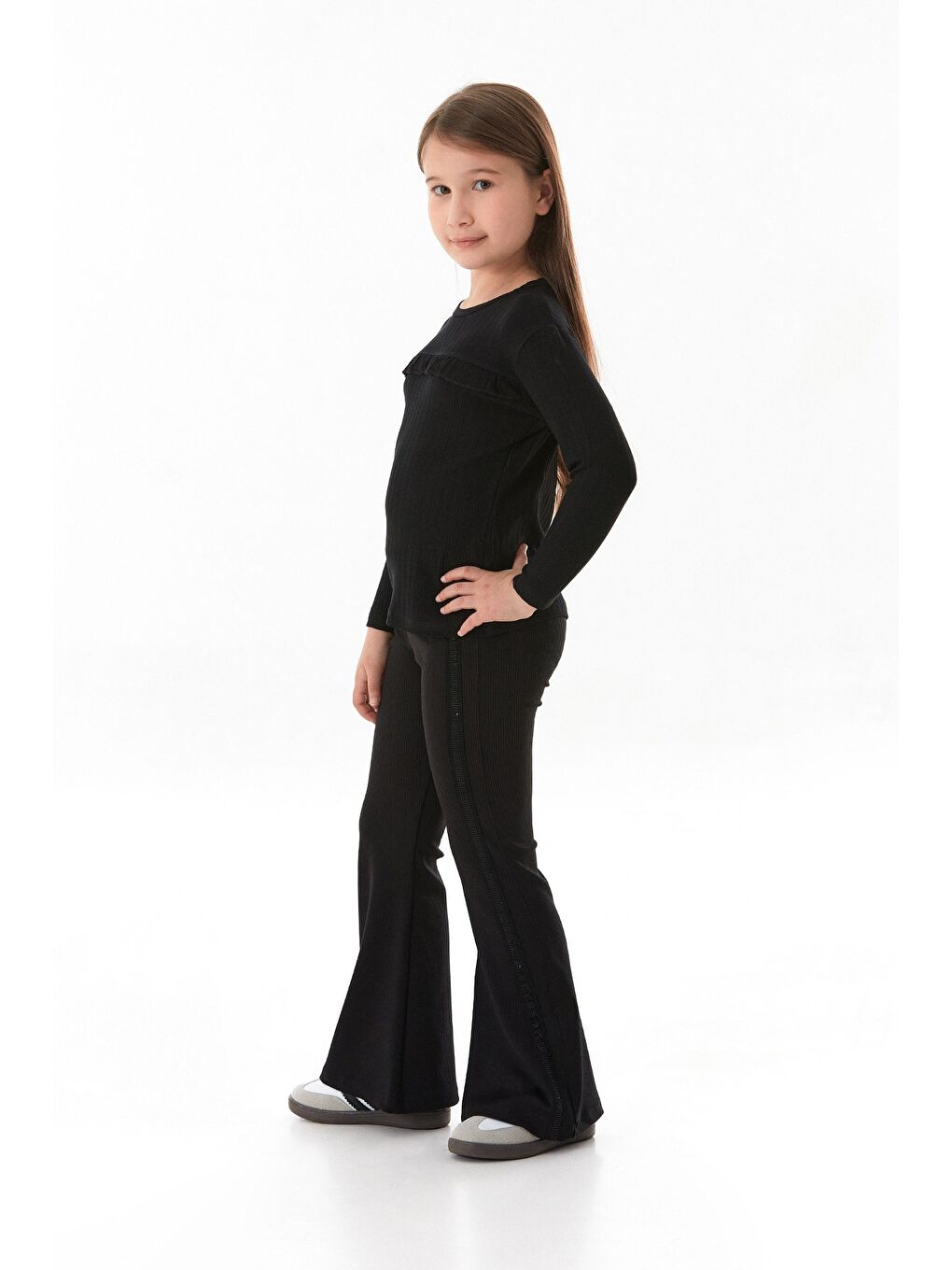 Siyah Fitilli Elastanlı Önü Fırfırlı Kız Çocuk Body-1