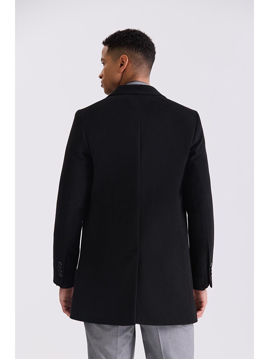 Siyah Comfort Fit Sivri Yaka Kaşe Kaban-3