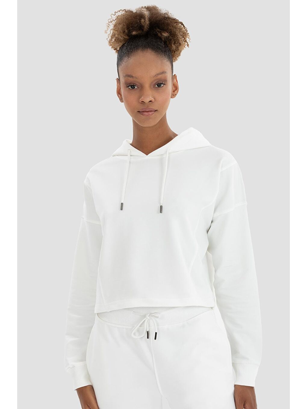 Ekru Lisa Oversize Krem Crop Hoodie
