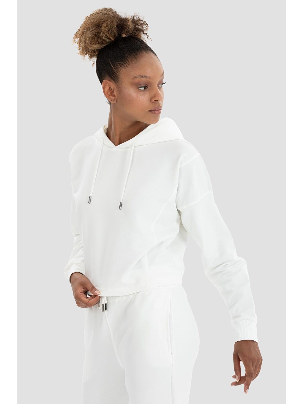 Ekru Lisa Oversize Krem Crop Hoodie-2