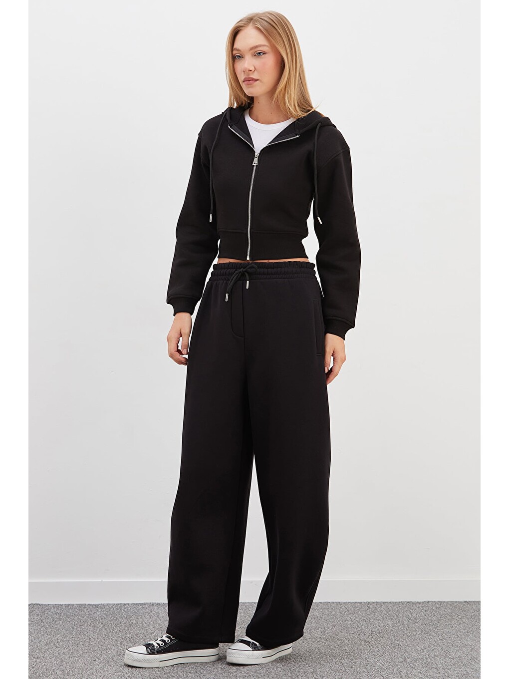 Siyah 3 İplik Basic Kapüşonlu Fermuarlı Sweatshirt-3