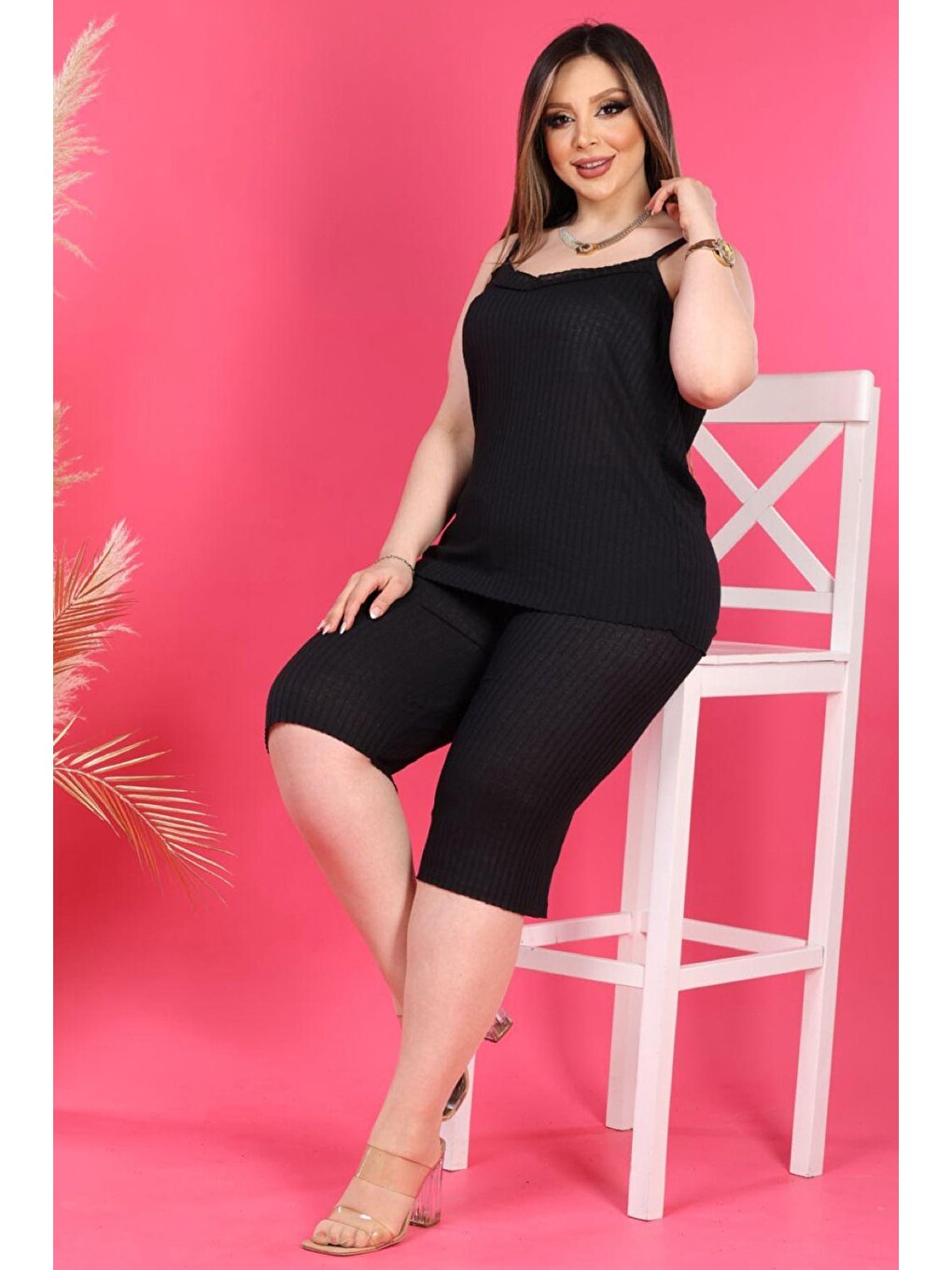 Siyah Baskılı Bisiklet Yaka Pijama Takımı