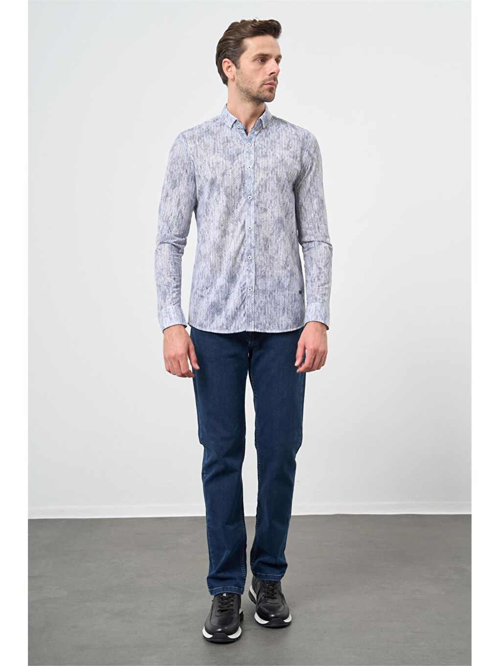 Mavi Saks Uzun Kol Balıksırtı Desen Örme Düğmeli Yaka  Slim Fit Dar Kesim Klasik Gömlek 1004220957-3