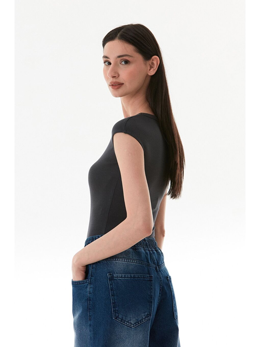 Antrasit Basic Bisiklet Yaka Çıtçıtlı Elastanlı Modal Body-3