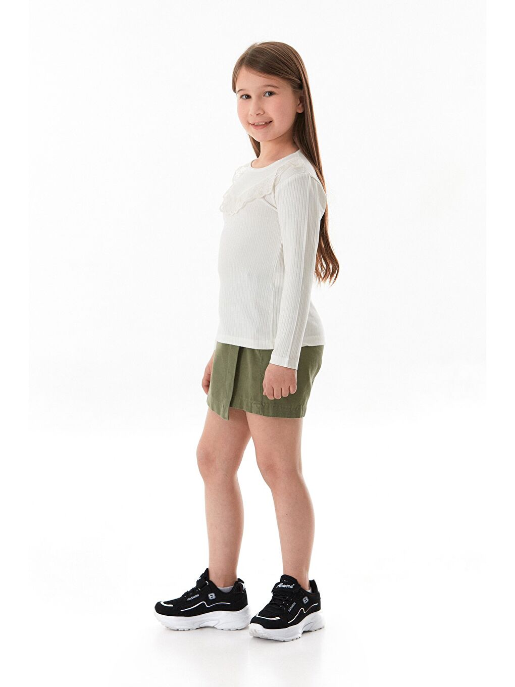 Ekru Fitilli Önü Fırfırlı Elastanlı Kız Çocuk Body-1