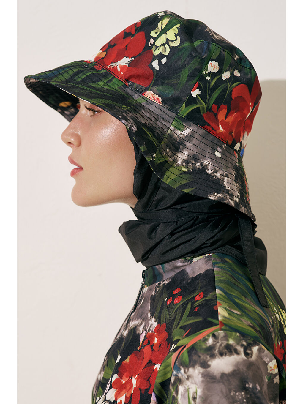 Siyah Eşarp Detaylı Bucket Şapka Dark Garden-3