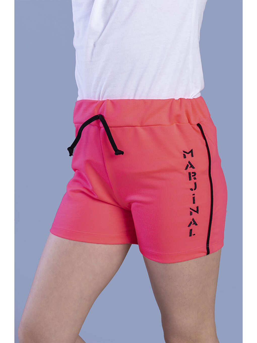 Fuşya Kız Çocuk Yazı Nakışlı Şort-3