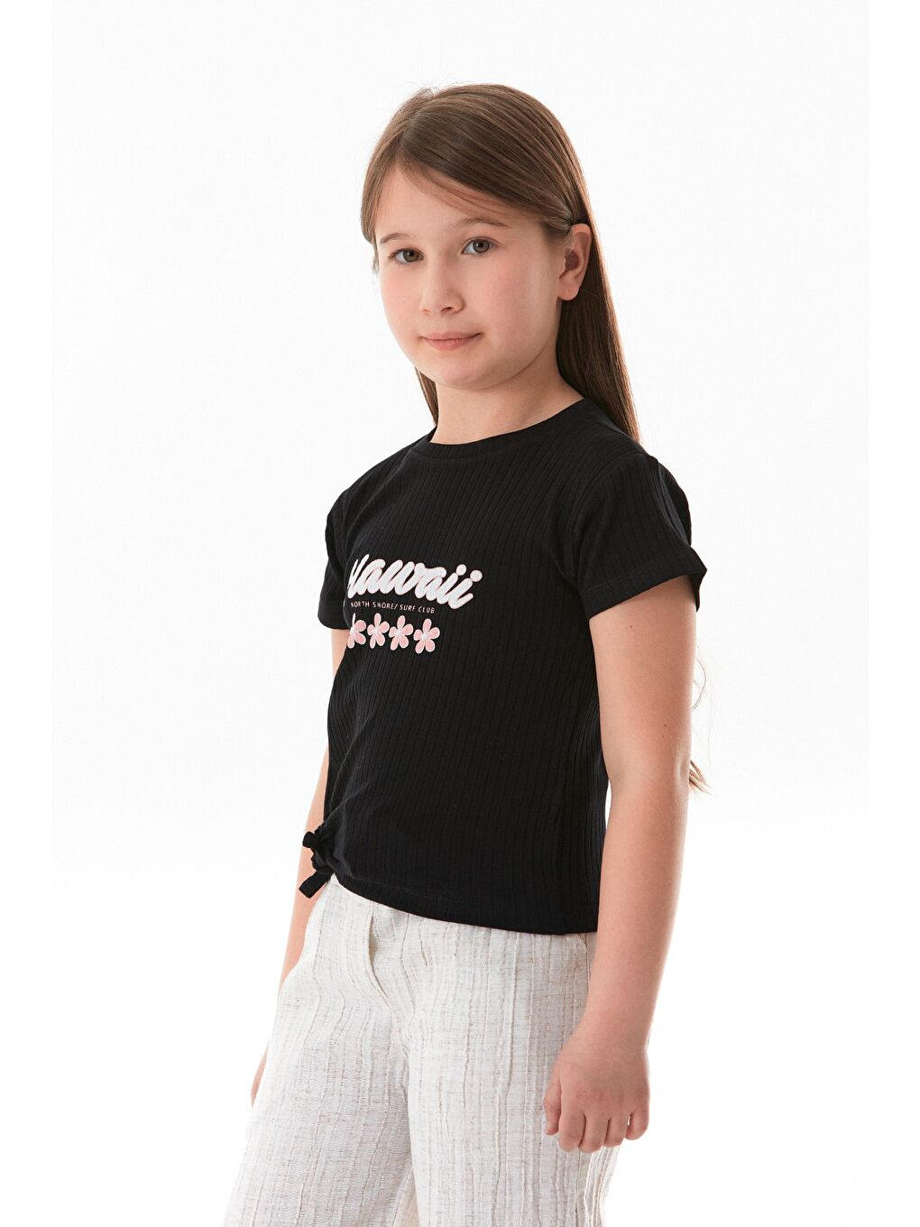 Siyah Hawaii Yazı Baskılı Fitilli Yanı Büzgülü Kız Çocuk Tişört-1