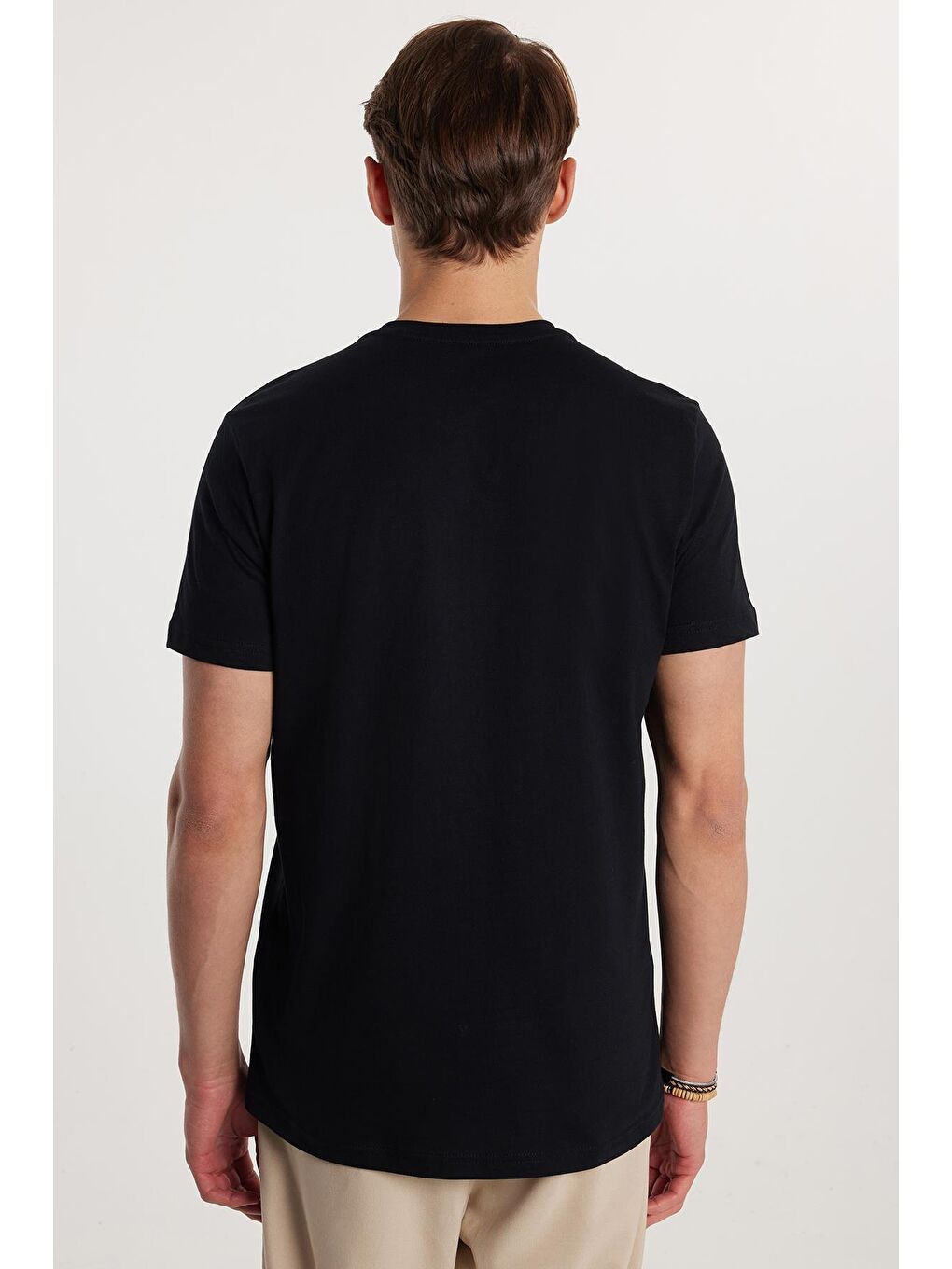 Erkek Slim Fit Dar Kesim %100 Pamuk Yumuşak Dokulu Baskılı Siyah Bisiklet Yaka Tişört-4