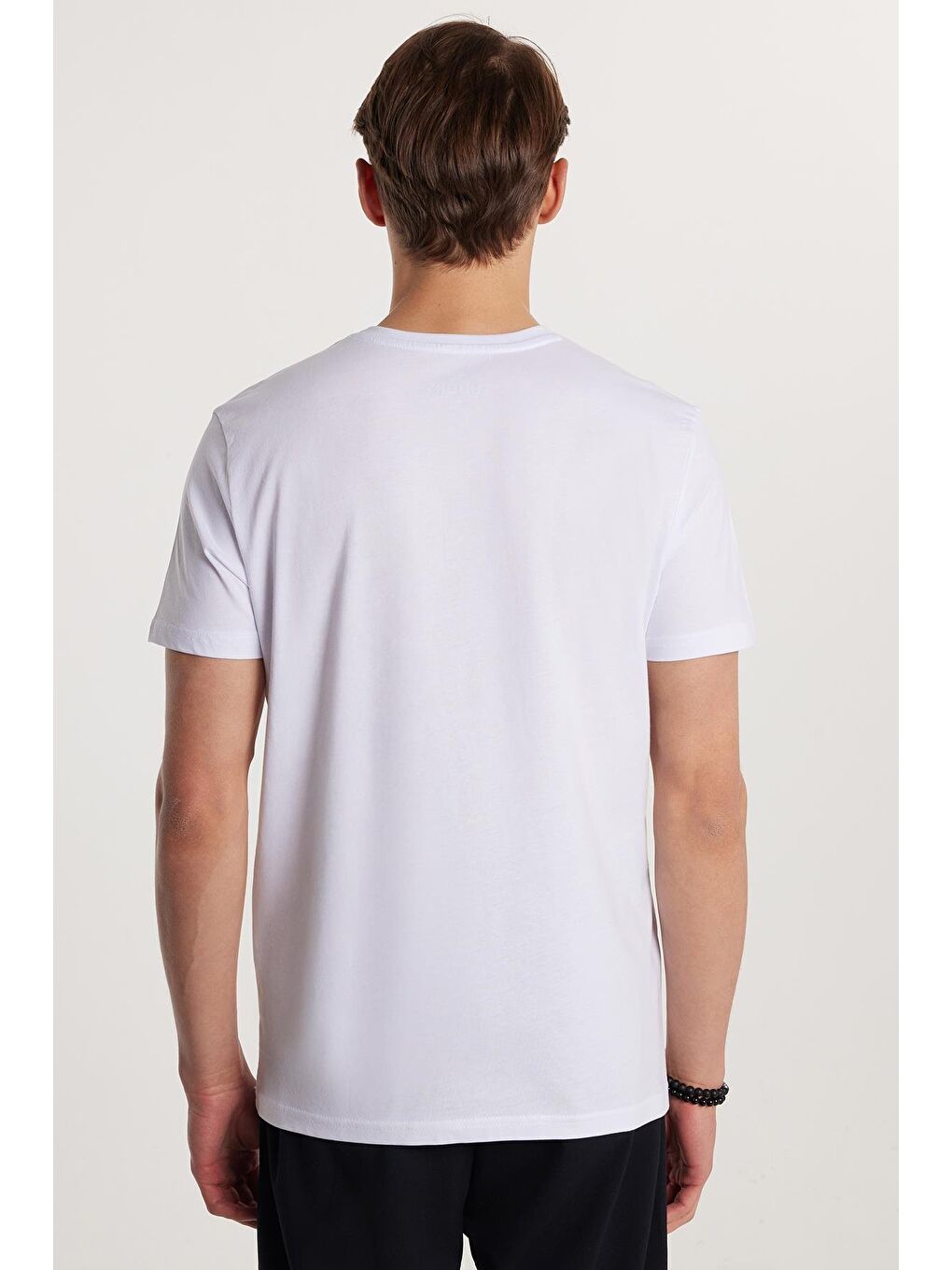 Erkek Slim Fit Dar Kesim %100 Pamuk Yumuşak Dokulu Baskılı Beyaz Bisiklet Yaka Tişört-4