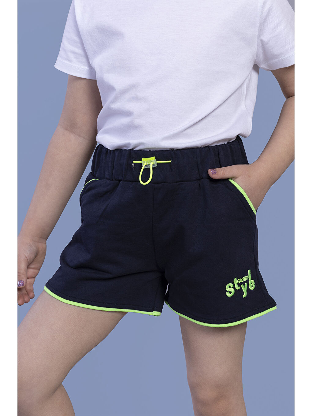 Lacivert Kız Çocuk Beli Ayarlanabilir İki Yanı Cepli Şort