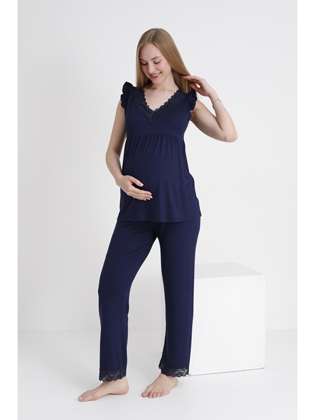 Lacivert Dantel Detaylı V Yaka Kolsuz Hamile ve Lohusa Pijama Takımı-2
