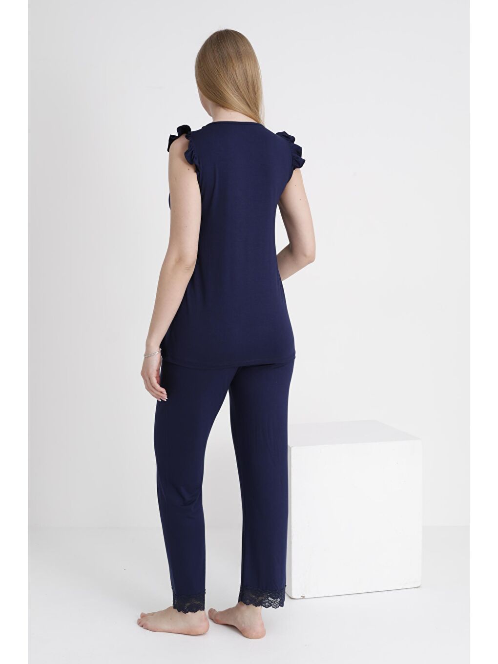 Lacivert Dantel Detaylı V Yaka Kolsuz Hamile ve Lohusa Pijama Takımı-3