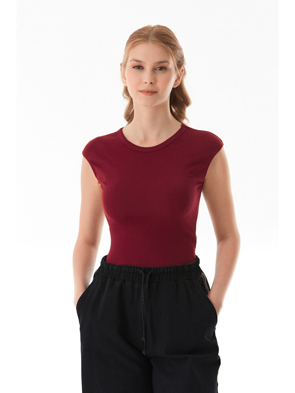 Bordo Basic Bisiklet Yaka Çıtçıtlı Elastanlı Modal Body