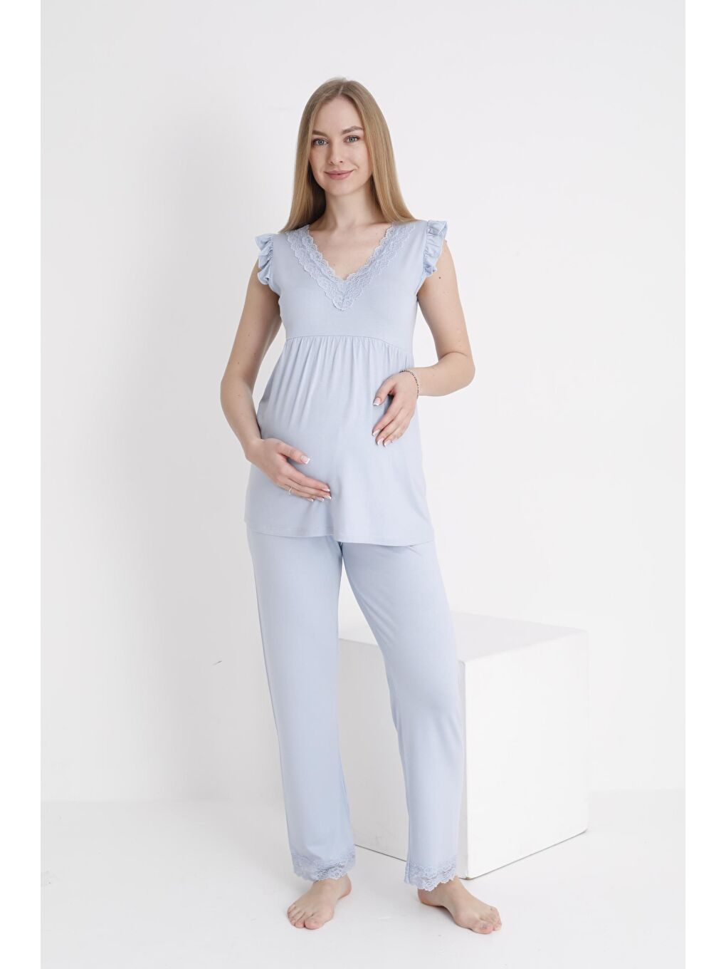 Bebek Mavisi Dantel Detaylı V Yaka Kolsuz Hamile ve Lohusa Pijama Takımı-3